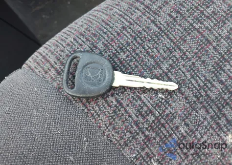 2002 Saturn S-Series Sl2 from USA, damaged, VIN 1G8ZK52722Z210522